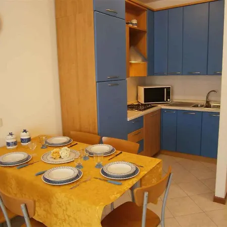 Apartment In 24411b *
