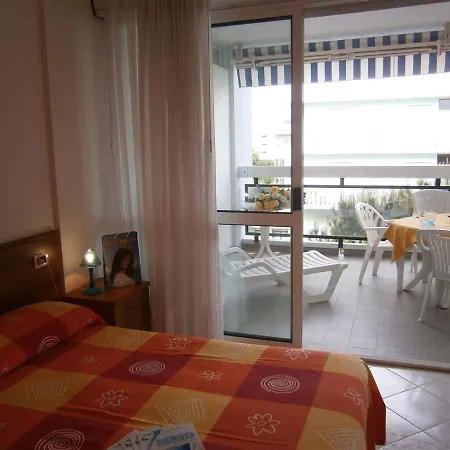 Apartment In 24411b *