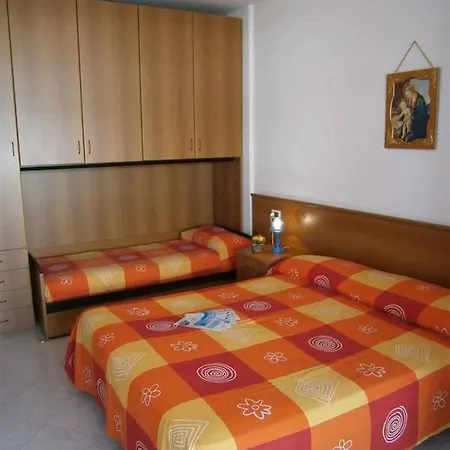In 24411b * Бібіоне